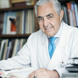Dr. Antonio de la Fuente - Jefe de Cirugía Plástica, Estética y Reparadora de la Clínica Nuestra Señora del Rosario